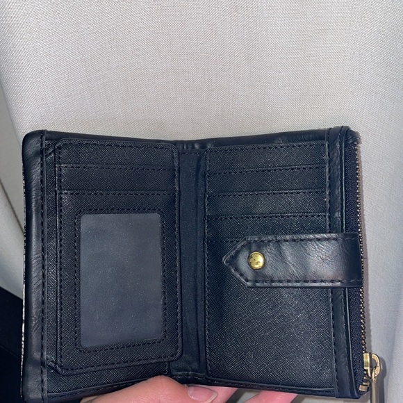 Fossil Wallet - Picture 3 of 5